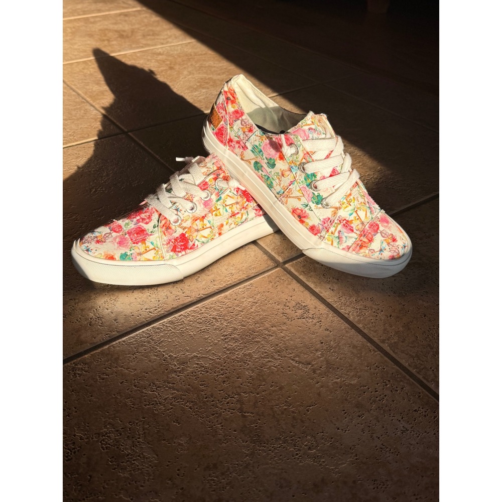 Blowfish Malibu Floral Print Canvas Sneakers Women's Size‎ 8 White Multi Color